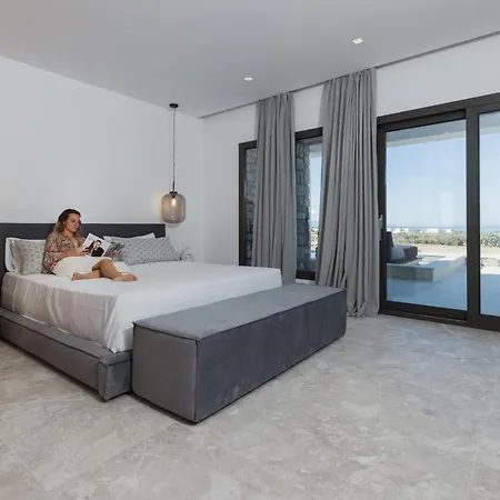 Milestones Naxos Szálloda 5*