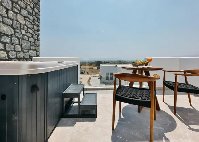 Milestones Naxos מלון Maragkas