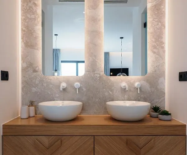 מלון Milestones Naxos Maragkas