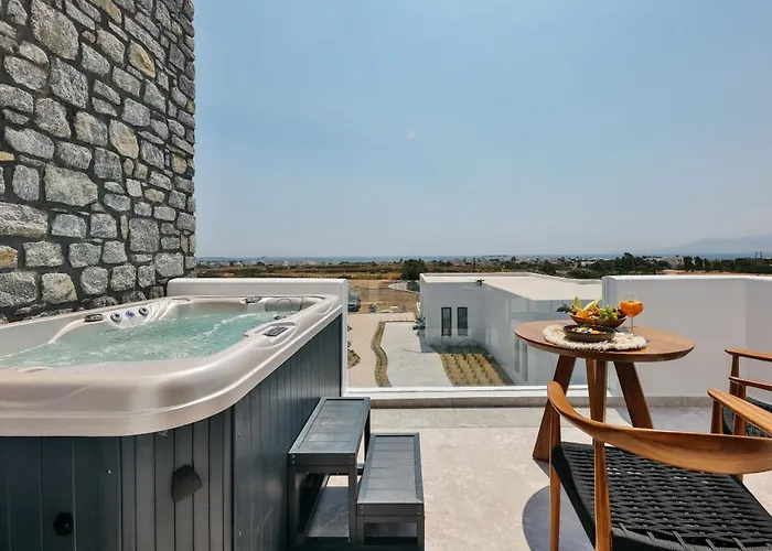 Milestones Naxos 5* Maragkas