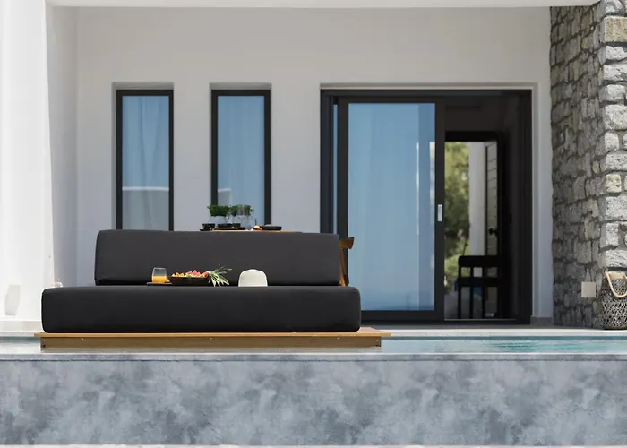 Milestones Naxos מלון 5*