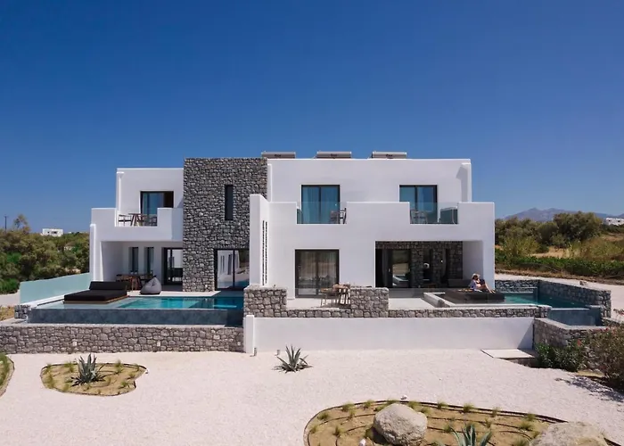 מלון Milestones Naxos 5*