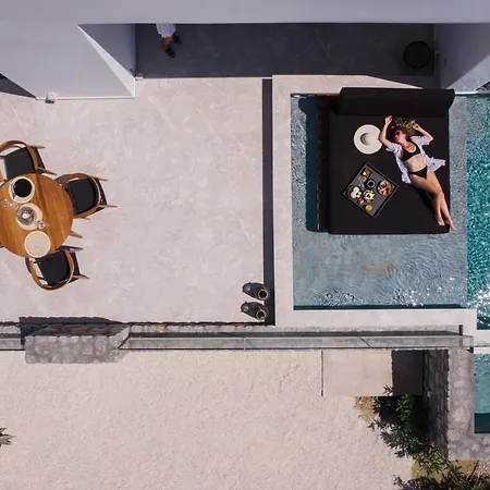 Milestones Naxos מלון Maragkas