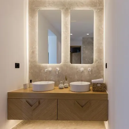 Milestones Naxos Hotel