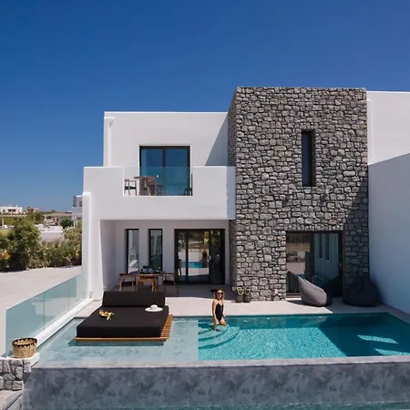 Milestones Naxos Maragkas
