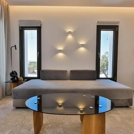 Milestones Naxos מלון