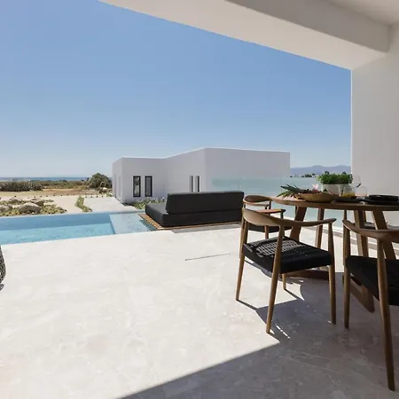 Отель Milestones Naxos Maragkas
